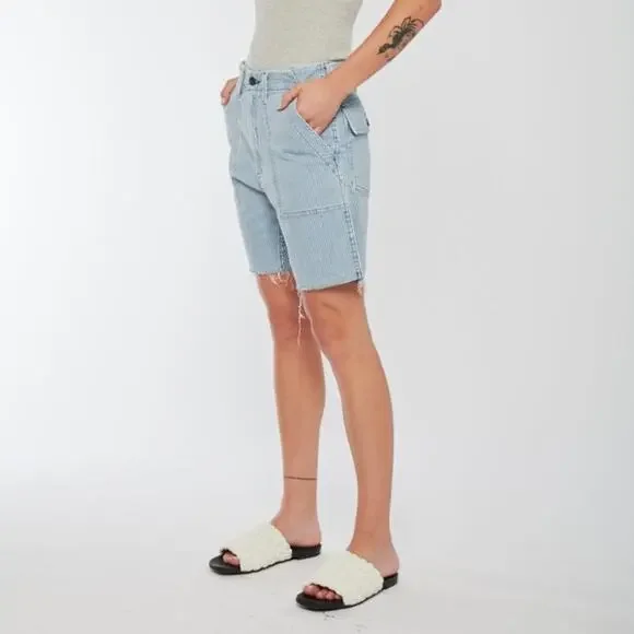 MOTHER The Patch Pocket Private Fray Shorts All Abroad